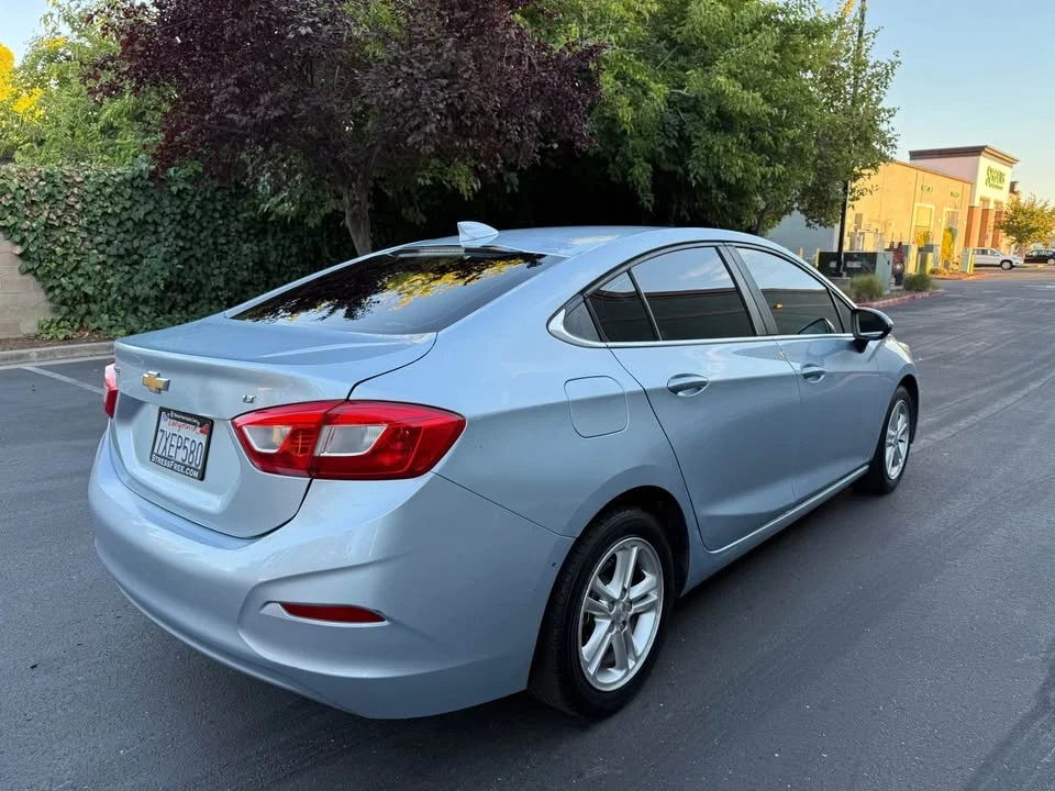 2017 Chevrolet Cruze - Image 6 of 15