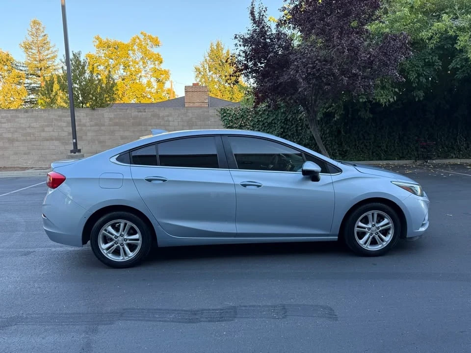 2017 Chevrolet Cruze - Image 7 of 15