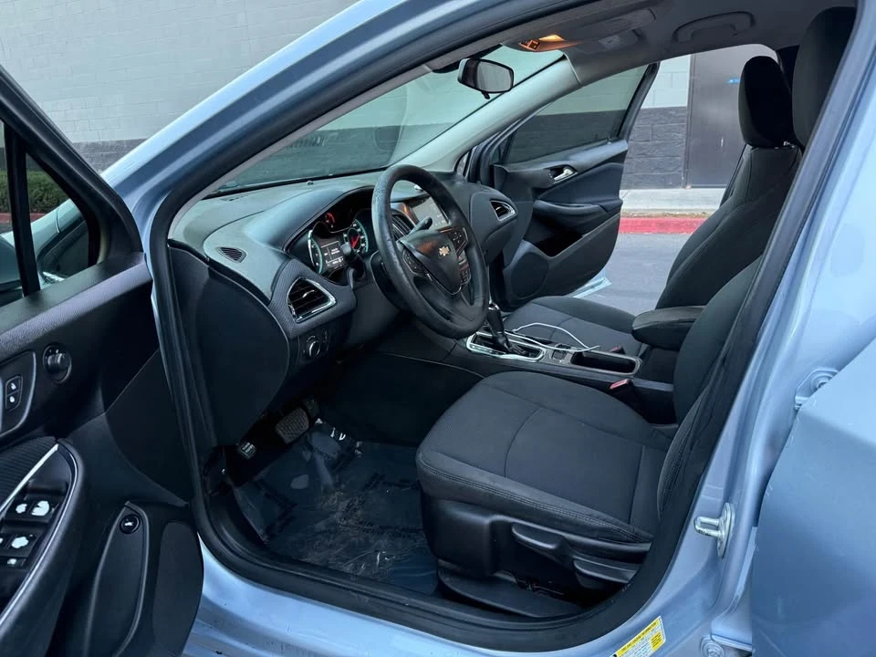 2017 Chevrolet Cruze - Image 12 of 15