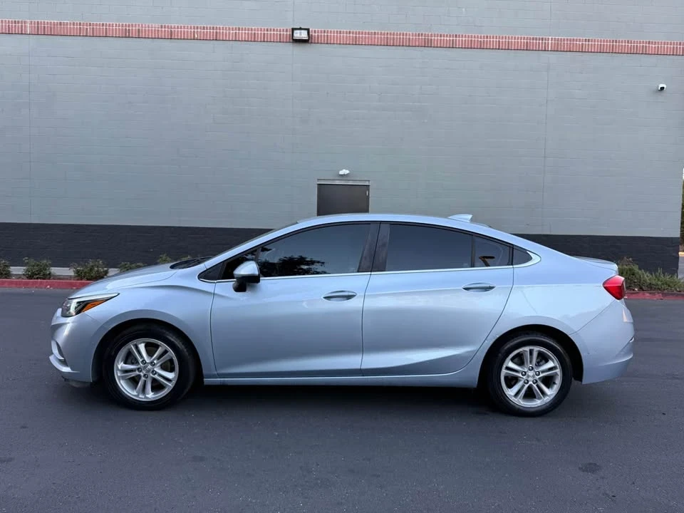 2017 Chevrolet Cruze - Image 3 of 15