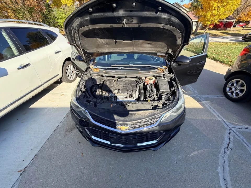 2017 Chevrolet Cruze - Image 8 of 18