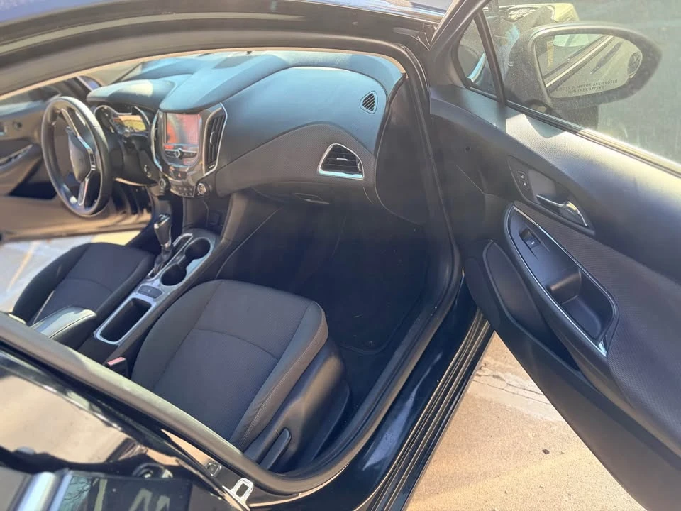 2017 Chevrolet Cruze - Image 17 of 18
