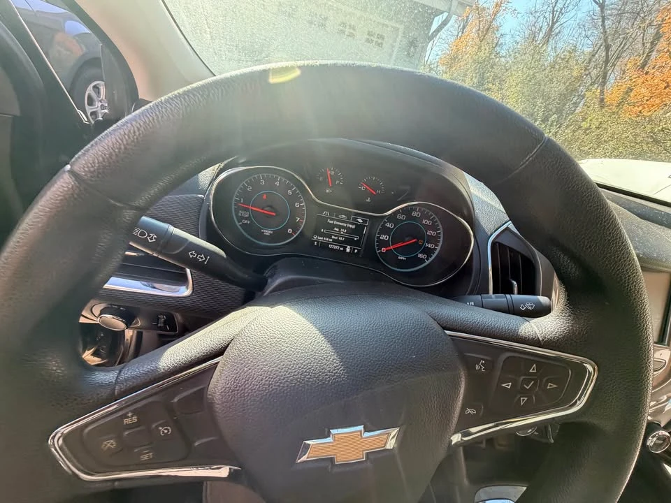 2017 Chevrolet Cruze - Image 7 of 18