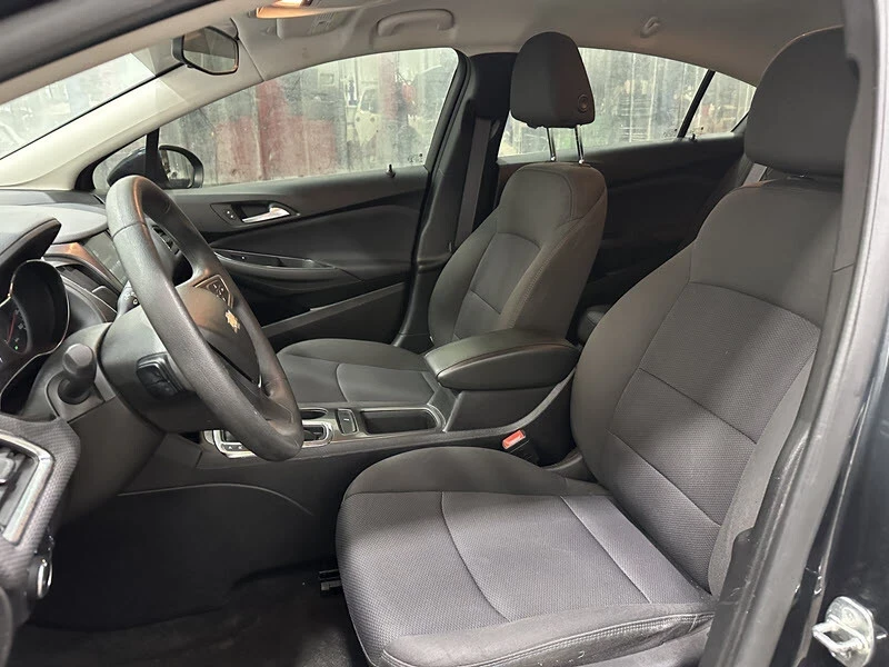 2017 Chevrolet Cruze - Image 10 of 21