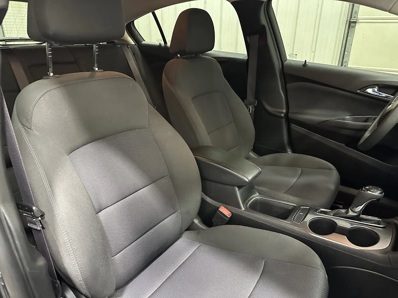 2017 Chevrolet Cruze - Image 17 of 21