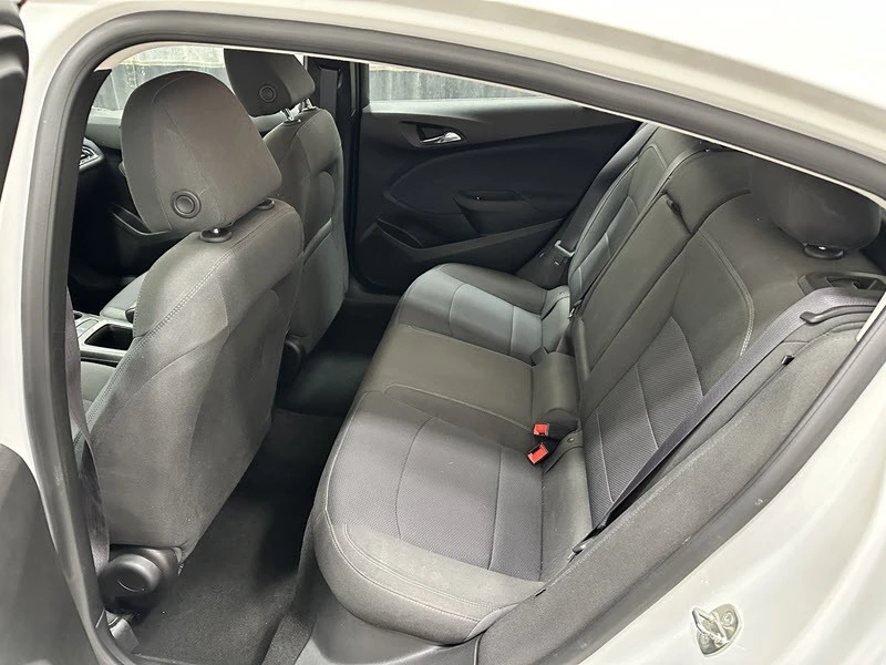 2017 Chevrolet Cruze - Image 12 of 21