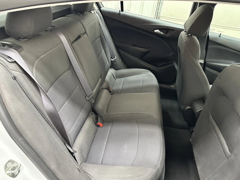 2017 Chevrolet Cruze - Image 15 of 21