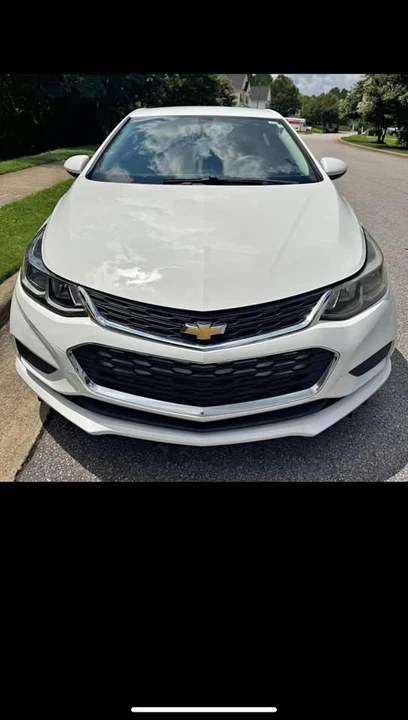 2017 Chevrolet Cruze - Image 4 of 9