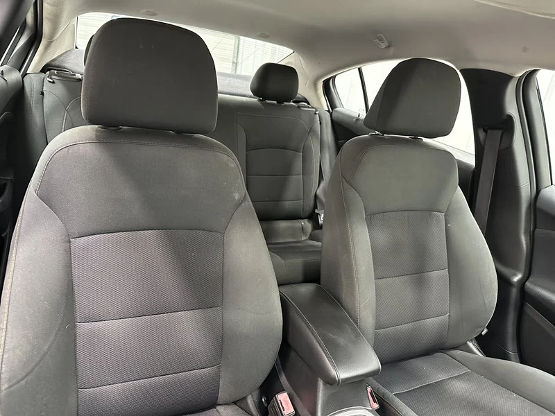 2017 Chevrolet Cruze - Image 18 of 21