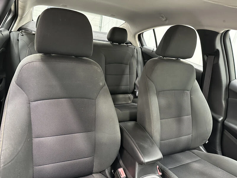 2017 Chevrolet Cruze - Image 18 of 21