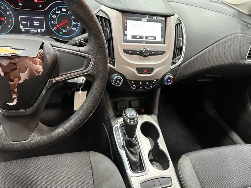 2017 Chevrolet Cruze - Image 9 of 21