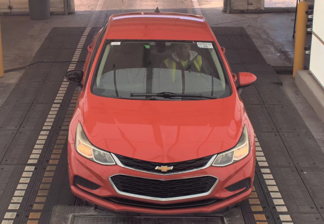 2017 Chevrolet Cruze - Image 7 of 12