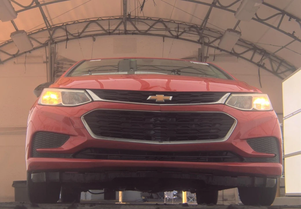 2017 Chevrolet Cruze - Image 8 of 12