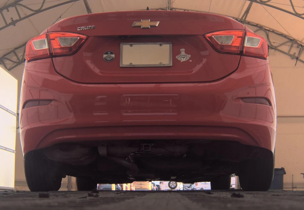 2017 Chevrolet Cruze - Image 4 of 12