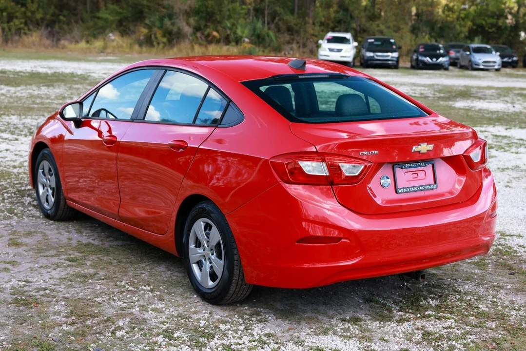 2017 Chevrolet Cruze - Image 5 of 21