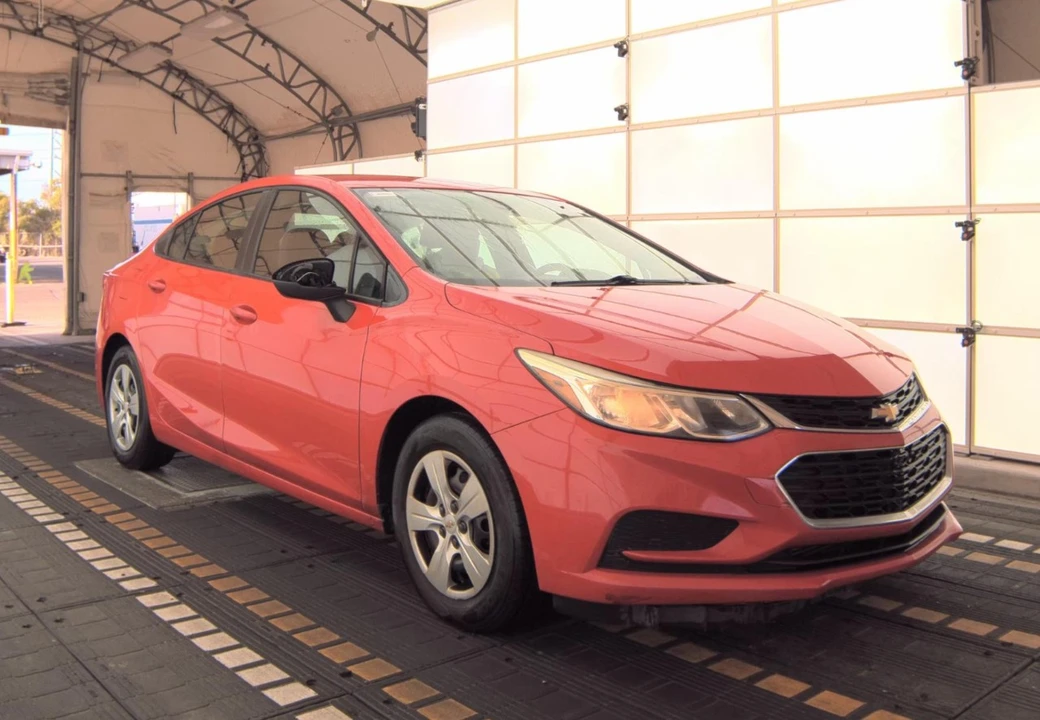 2017 Chevrolet Cruze - Image 6 of 12