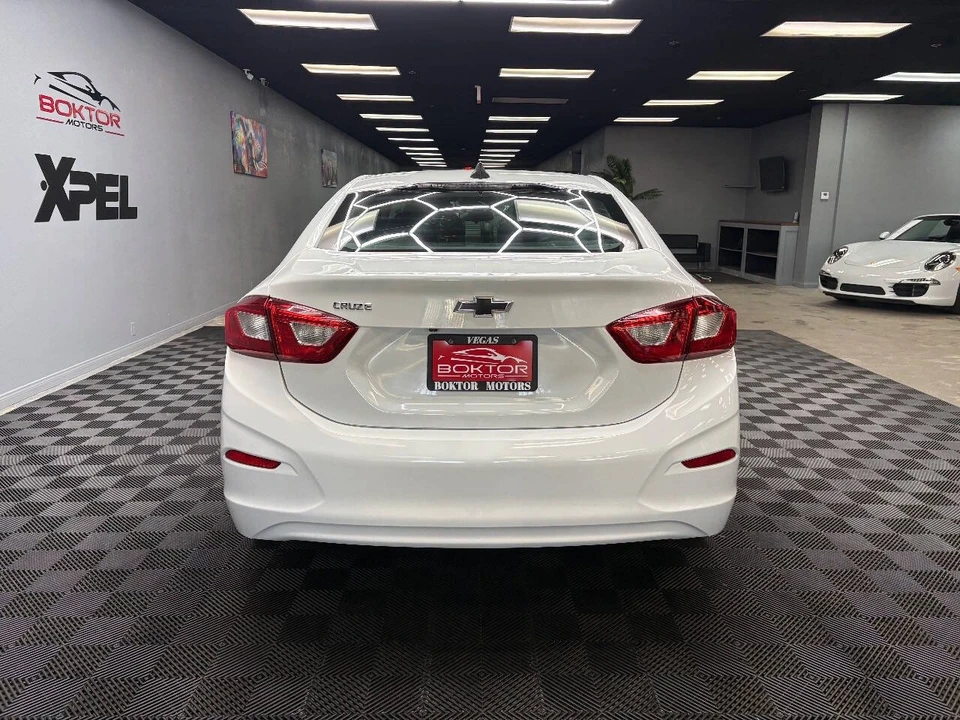 2017 Chevrolet Cruze - Image 9 of 12