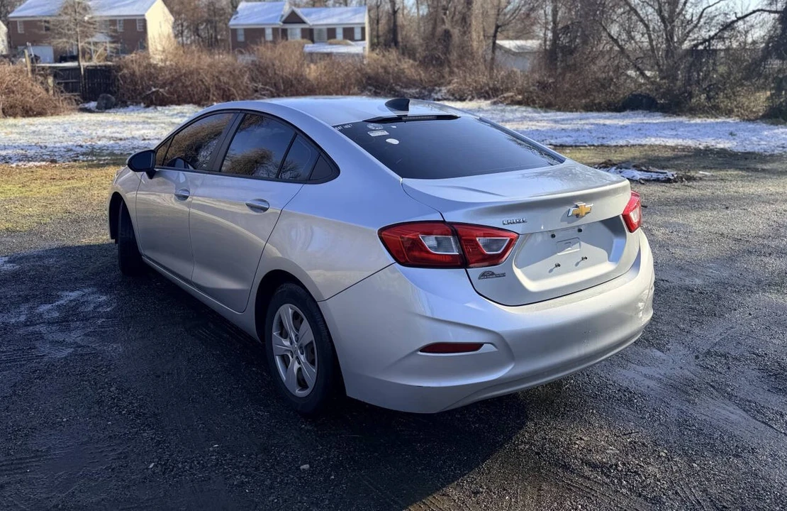 2017 Chevrolet Cruze - Image 5 of 21
