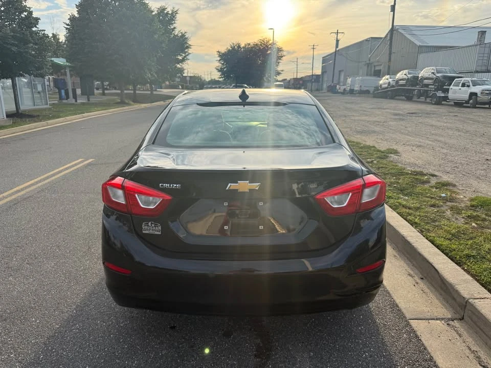 2017 Chevrolet Cruze - Image 3 of 9