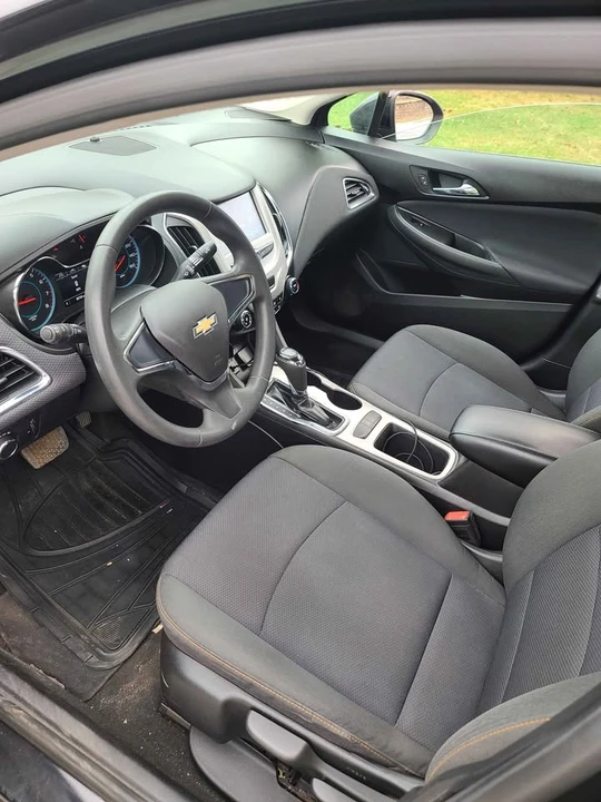 2017 Chevrolet Cruze - Image 12 of 15