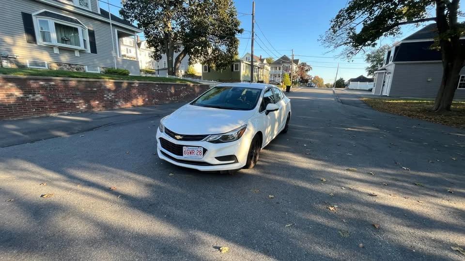 2017 Chevrolet Cruze - Image 15 of 15