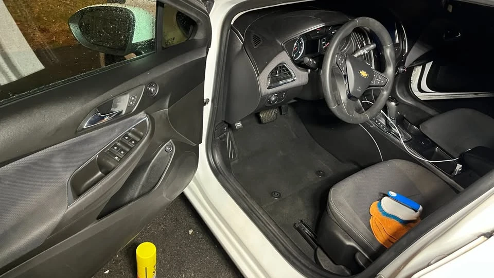 2017 Chevrolet Cruze - Image 12 of 15