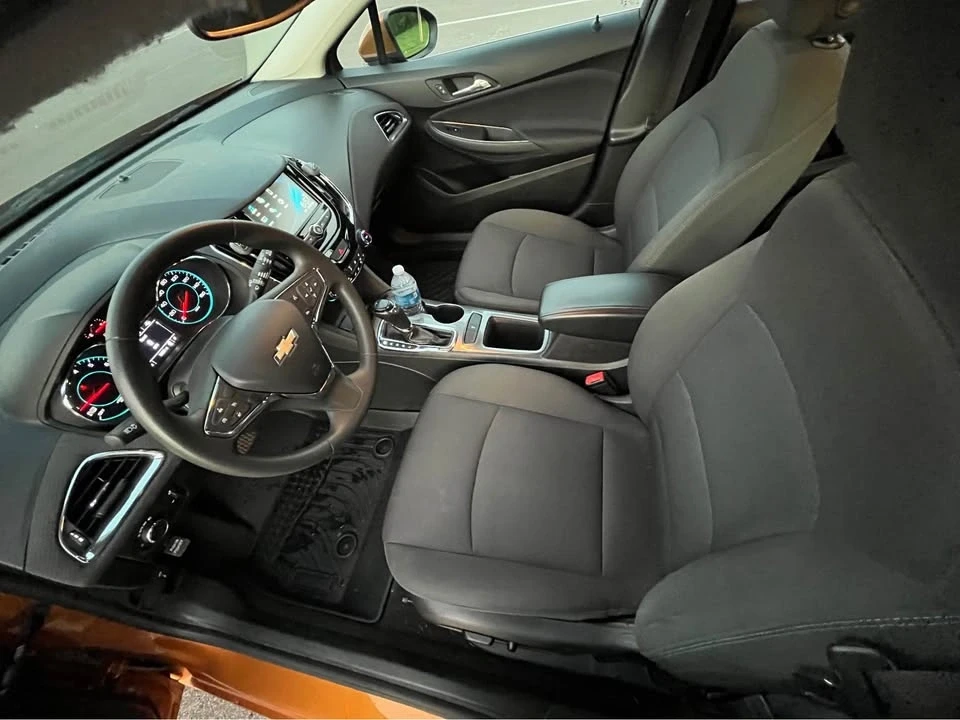 2017 Chevrolet Cruze - Image 10 of 13