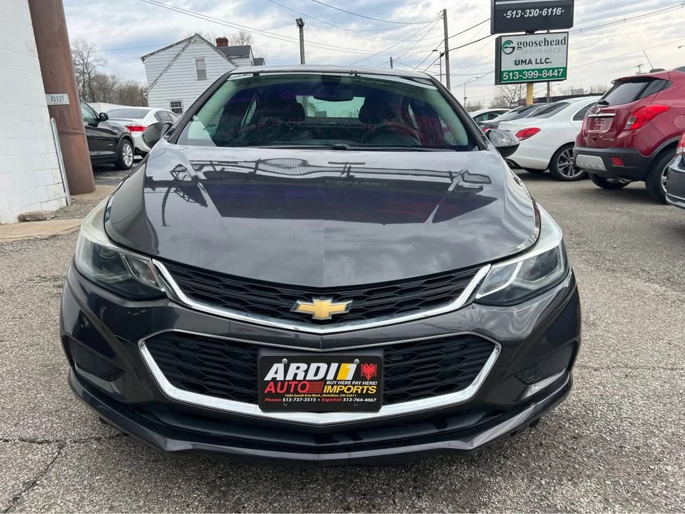 2017 Chevrolet Cruze - Image 2 of 12