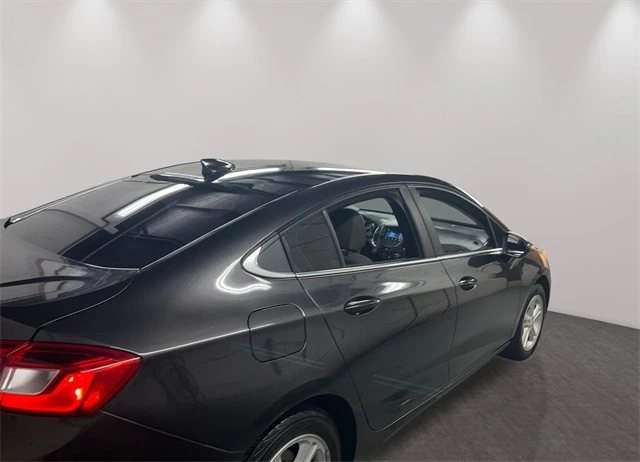 2017 Chevrolet Cruze - Image 9 of 12