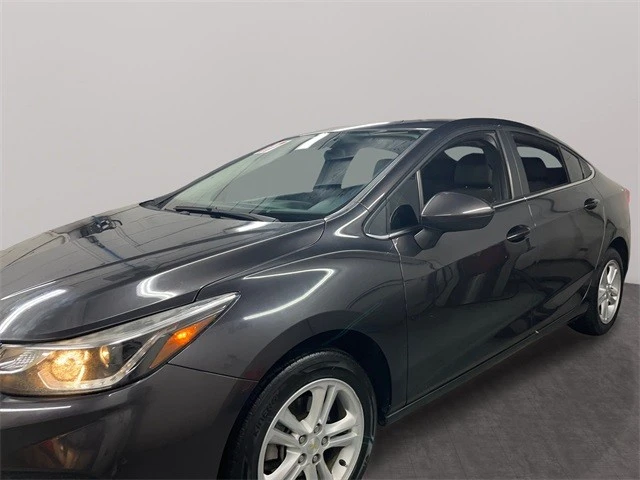 2017 Chevrolet Cruze - Image 5 of 12