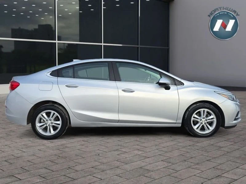 2017 Chevrolet Cruze - Image 6 of 12