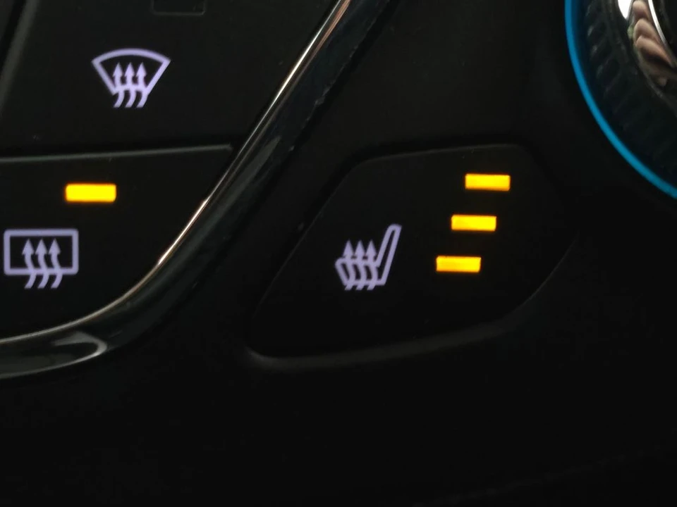 2017 Chevrolet Cruze - Image 5 of 12
