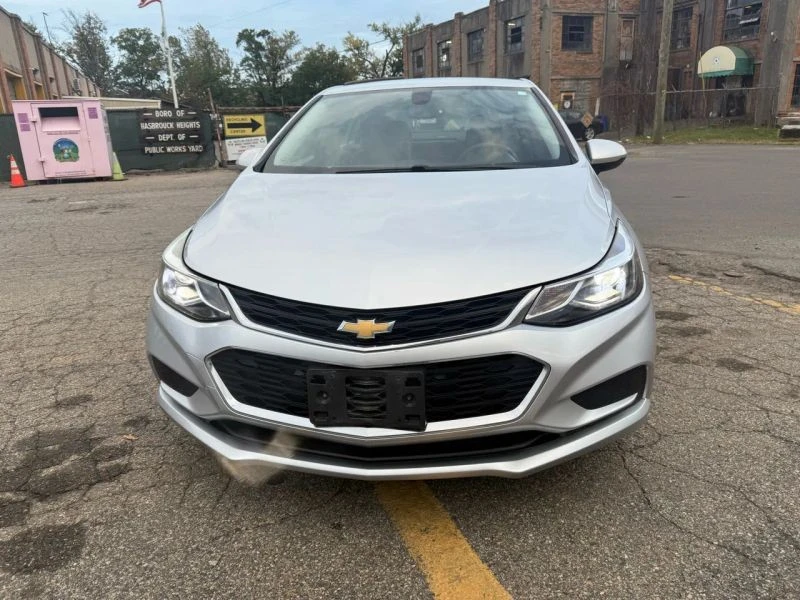 2017 Chevrolet Cruze - Image 8 of 12