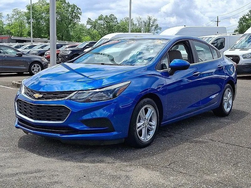 2017 Chevrolet Cruze - Image 4 of 12