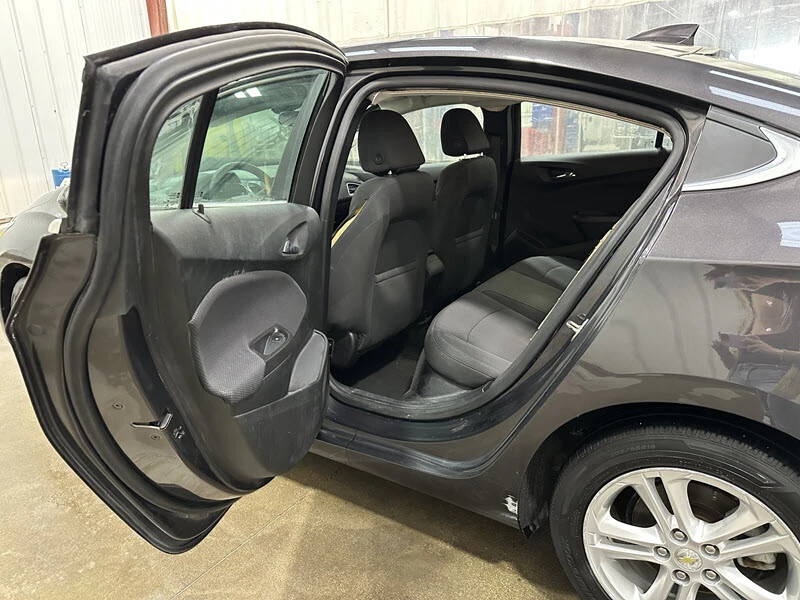 2017 Chevrolet Cruze - Image 11 of 21
