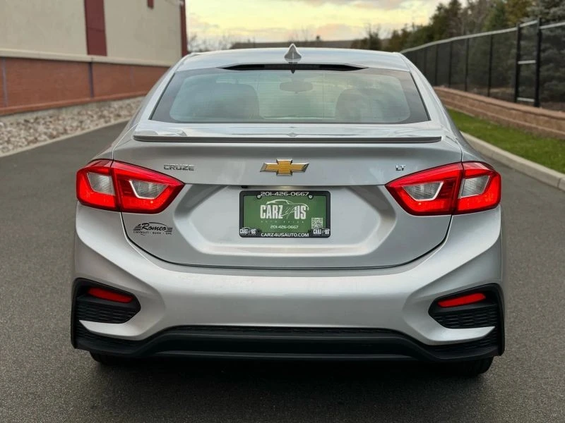 2017 Chevrolet Cruze - Image 9 of 12