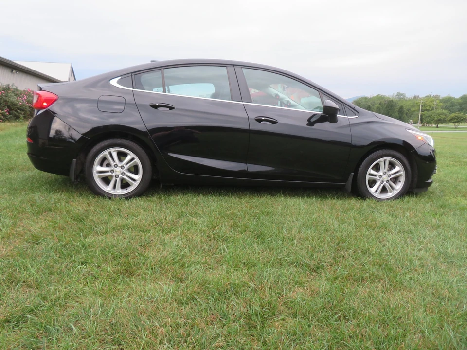 2017 Chevrolet Cruze - Image 7 of 21
