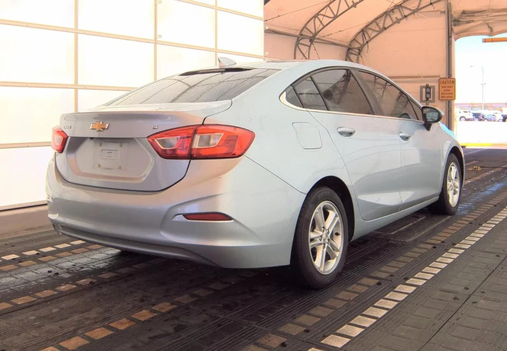 2017 Chevrolet Cruze - Image 2 of 13