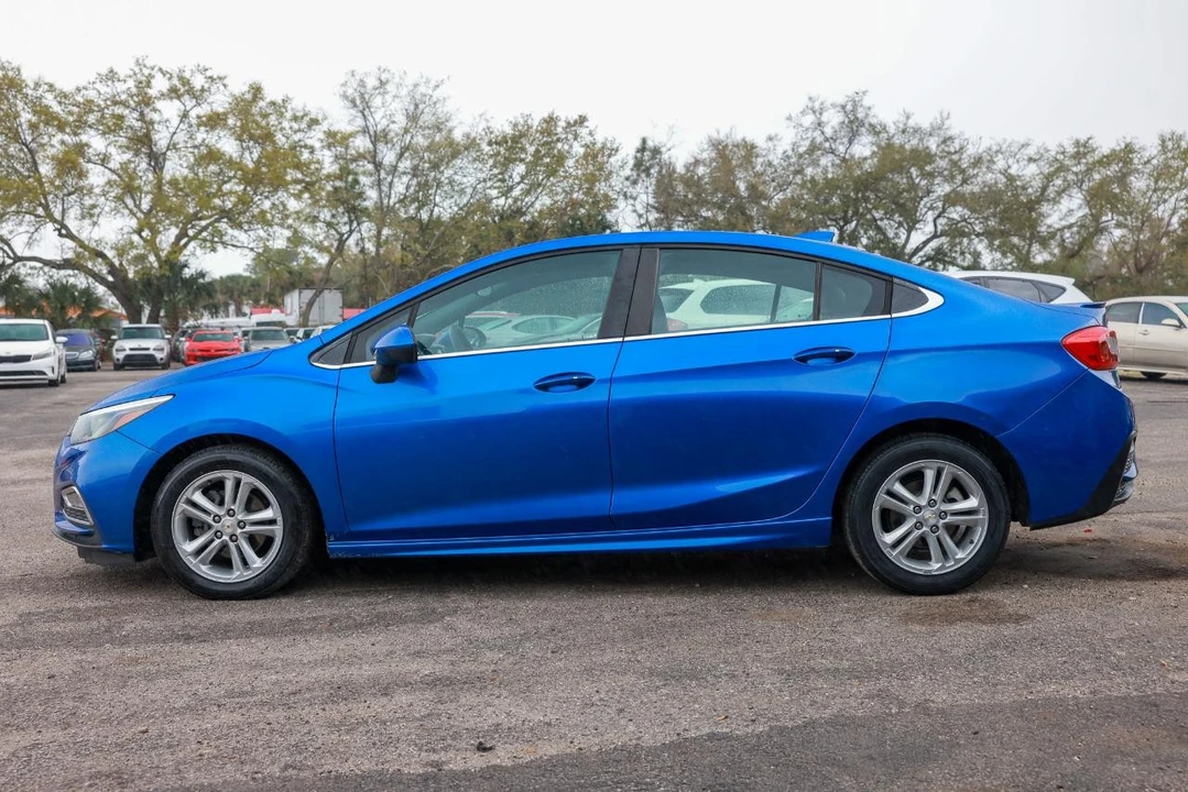 2017 Chevrolet Cruze - Image 3 of 12