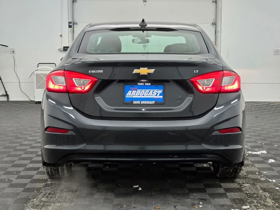 2017 Chevrolet Cruze - Image 8 of 12