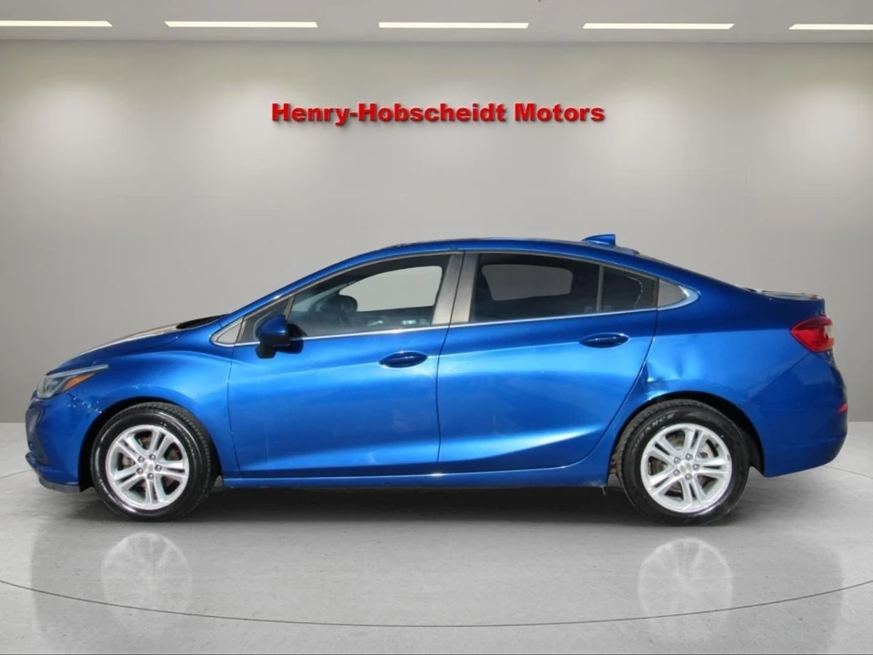 2017 Chevrolet Cruze - Image 10 of 12