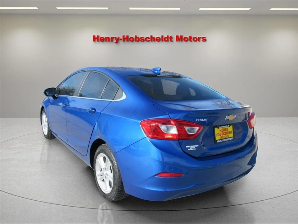 2017 Chevrolet Cruze - Image 11 of 12