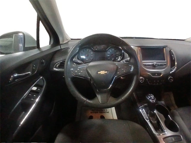 2017 Chevrolet Cruze - Image 20 of 21