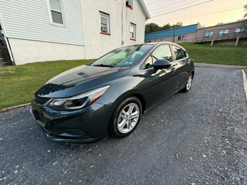 2017 Chevrolet Cruze - Image 18 of 21