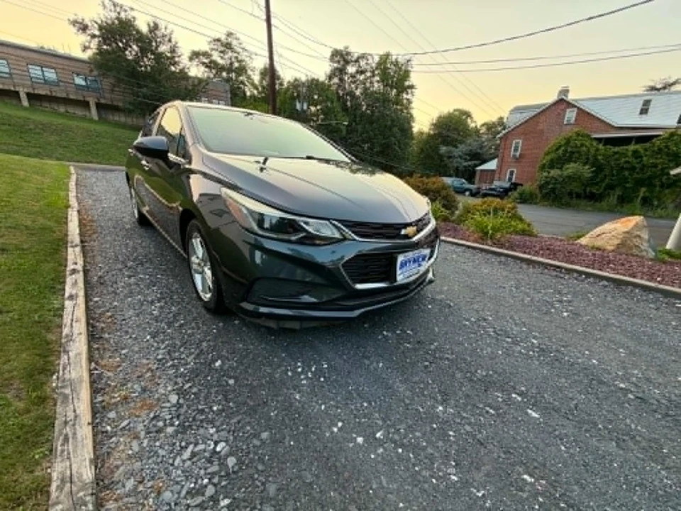 2017 Chevrolet Cruze - Image 17 of 21