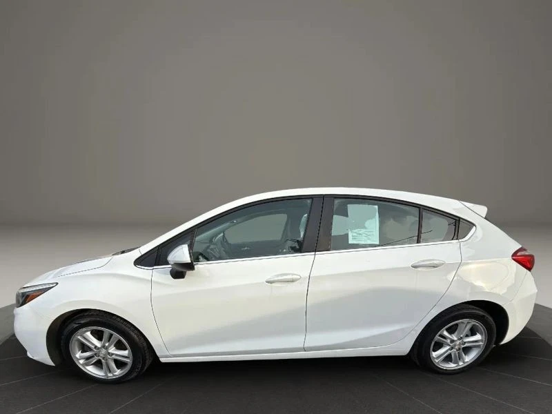 2017 Chevrolet Cruze - Image 8 of 12