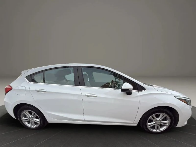 2017 Chevrolet Cruze - Image 4 of 12