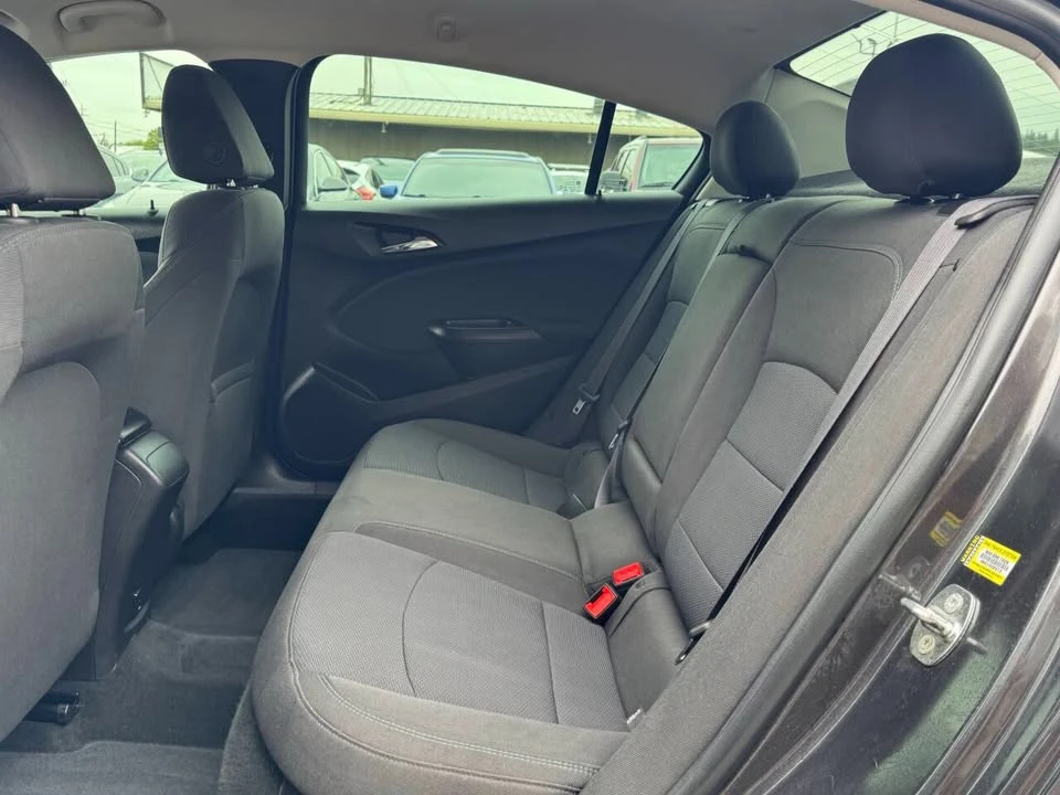 2017 Chevrolet Cruze - Image 13 of 18