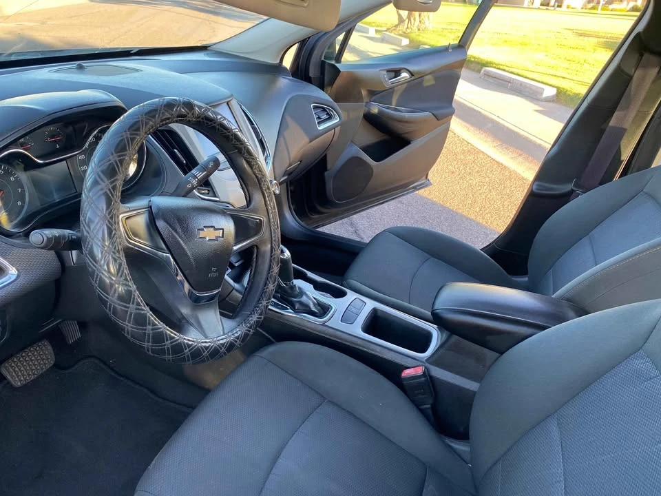 2017 Chevrolet Cruze - Image 12 of 15