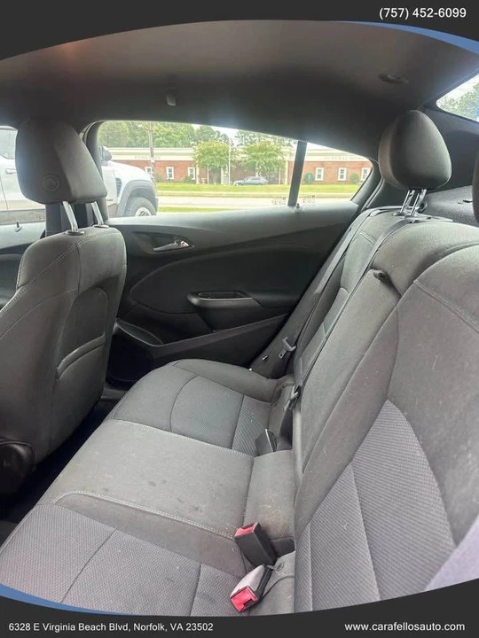 2017 Chevrolet Cruze - Image 12 of 13